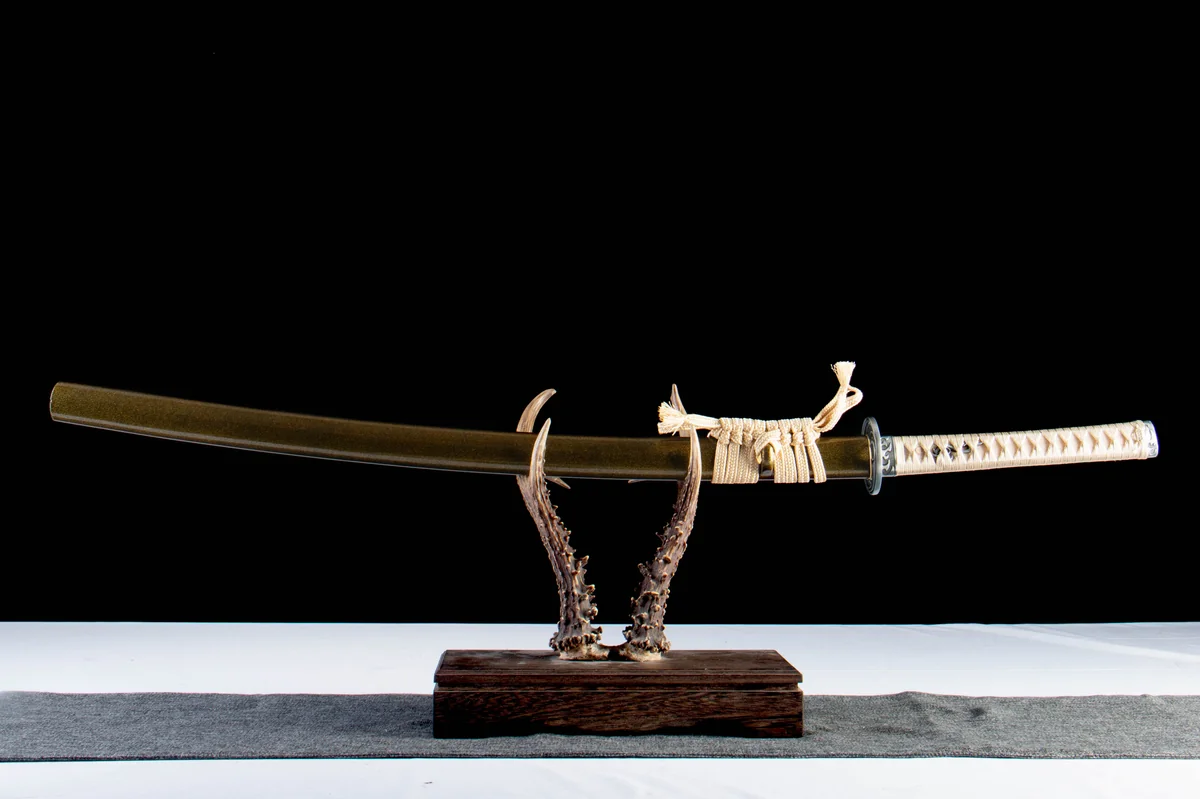 Crimson Oath - Hand Forged 1065 Carbon Steel Katana Sword - Image 2