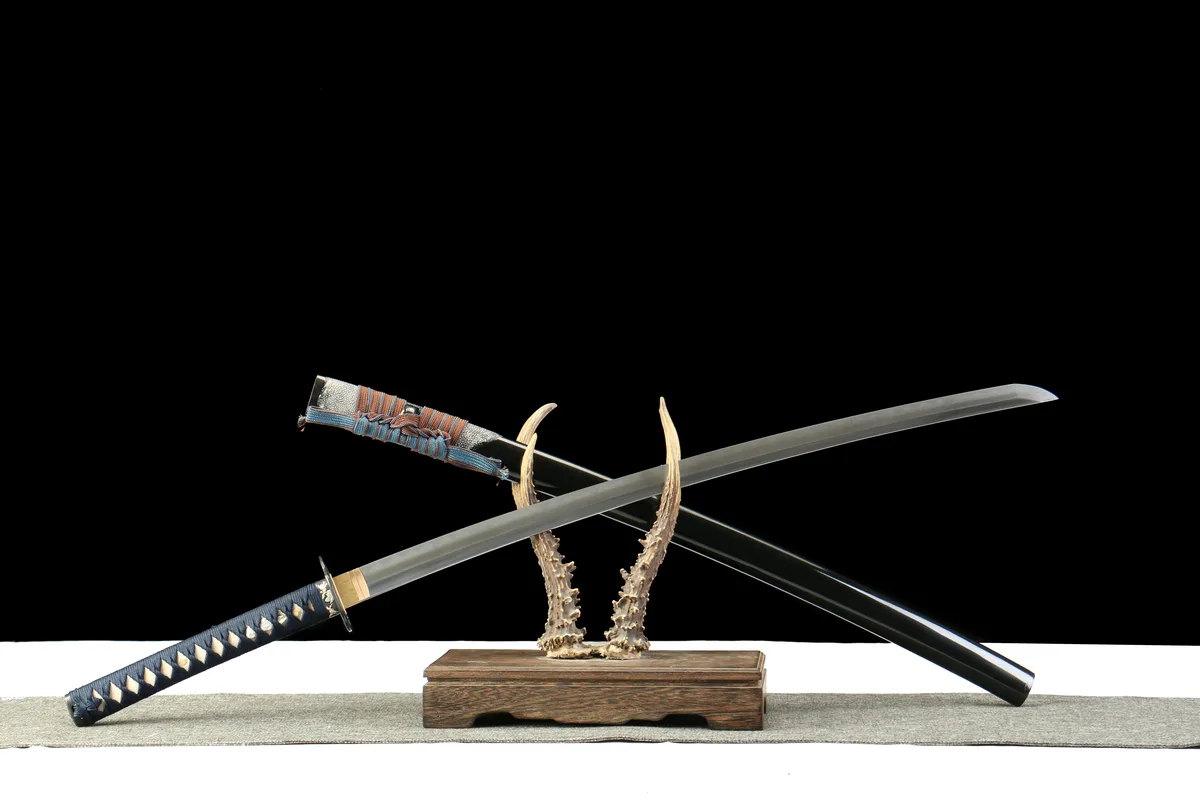 Crane Shadow - Hand Forged Artisan Hand-Forged Steel Katana Sword - Image 4