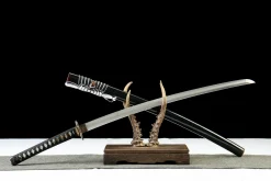 Alternative view of Obsidian Roar - Hand Forged T10 Tool Steel Katana Sword