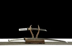 Alternative view of Ghost of Tsushima - Hand Forged T10 Tool Steel Katana Sword